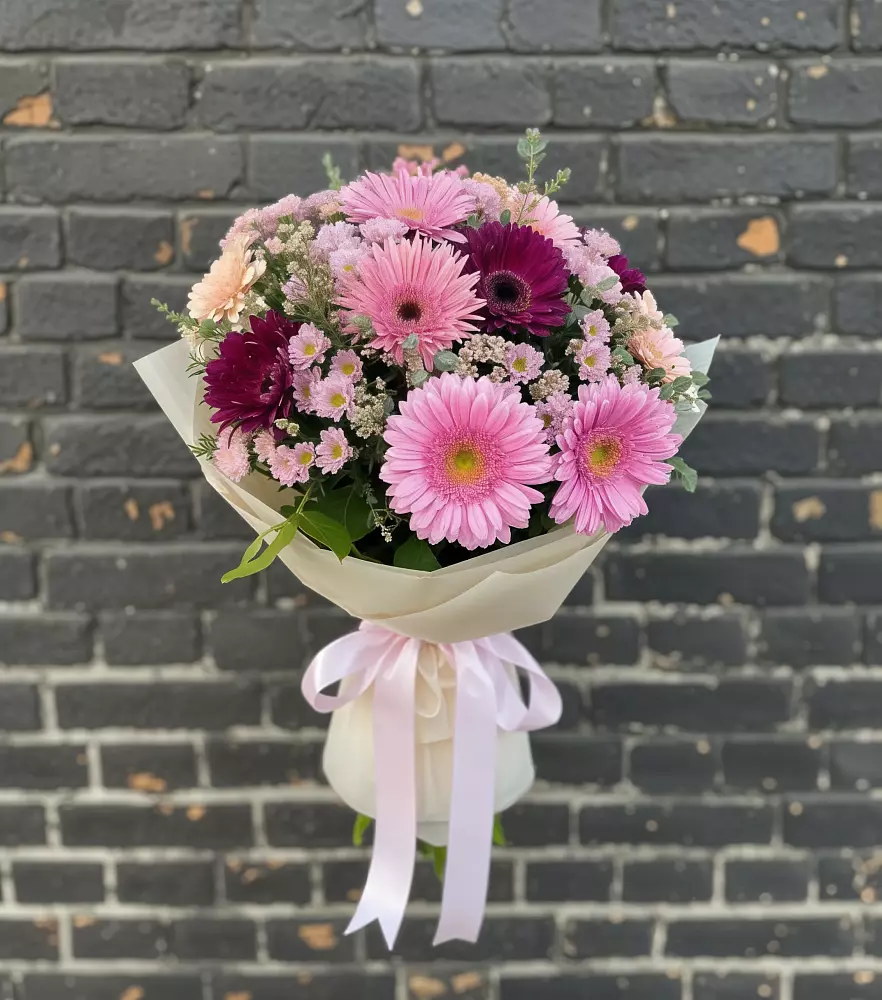 Букет цветов из: Герберы и Хризантемы в Частые