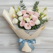 Букет цветов из:  Лизиантусы в Частые