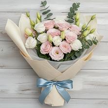 Букет цветов из:  Лизиантусы в Частые