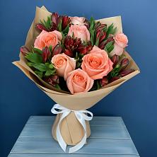 Букет цветов из:  Розы и Альстромерии в Частые