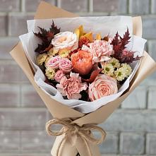 Букет цветов из:  Гвоздики, Хризантемы и Розы в Частые
