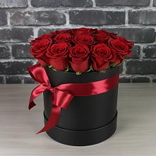 Цветочная композиция из Розы в шляпной коробке в Частые