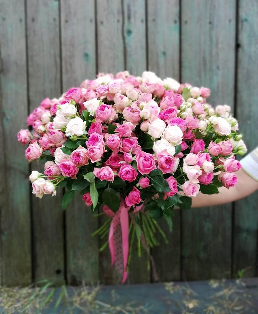 Букет Розовые кустовые розы Натали и Лав Лидия в Частые