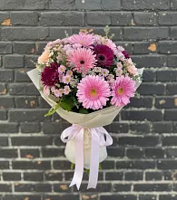 Букет цветов из:  Герберы и Хризантемы в Частые