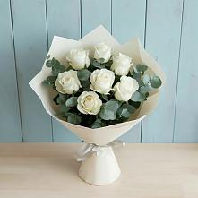 Букет Белые розы в Эвкалипте в Частые